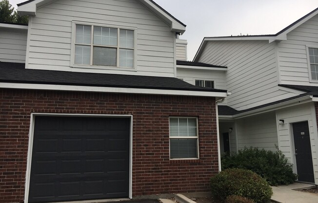 1 bed, 1 bath, 830 sqft, $1,585, Unit 9103