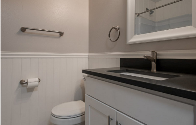 2 beds, 1 bath, 900 sqft, $2,195, Unit Unit C
