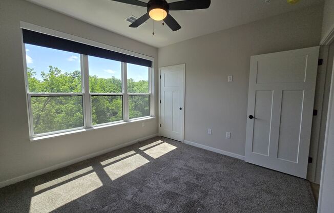 2 beds, 2 baths, 1,140 sqft, $2,110, Unit 8421-238