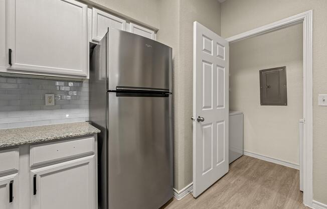 2 beds, 2 baths, 1,042 sqft, $1,665