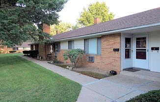 2 beds, 1 bath, 800 sqft, $1,070, Unit 40