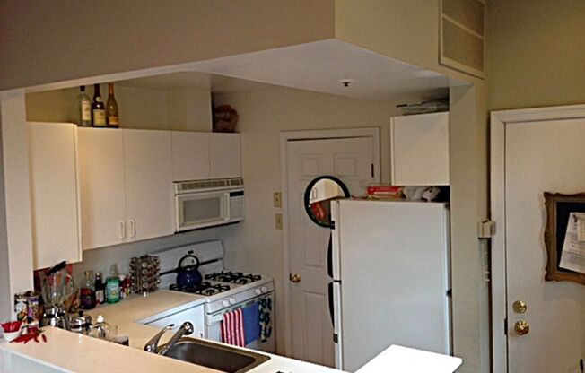 Charming 1BD/1BA Adam's Morgan Delight with Balcony, W/D
