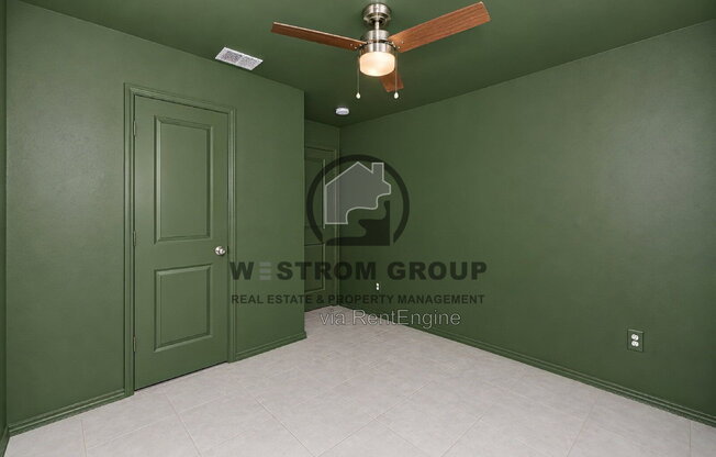 3 beds, 2 baths, 1,305 sqft, $1,945