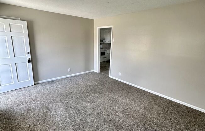 3 Bedroom Home For Rent Over The River!