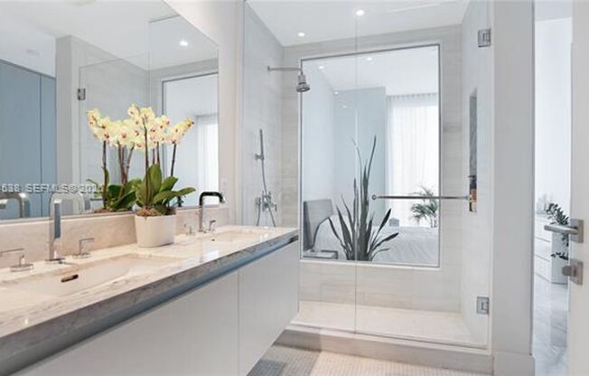 2 beds, 2 baths, $7,000, Unit # 3005