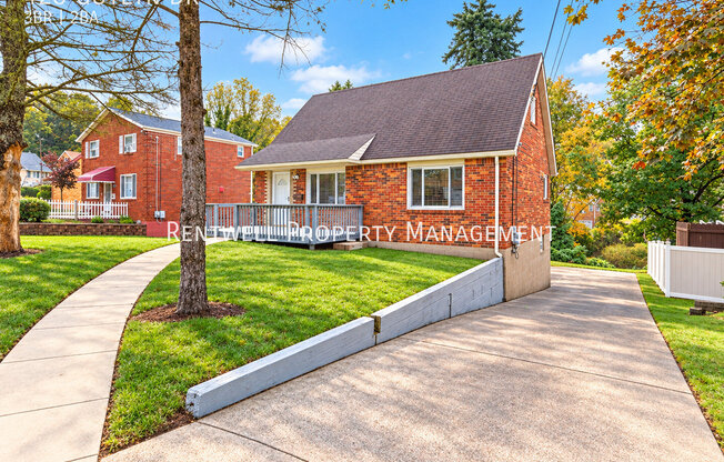 428 GUYLYN DR
