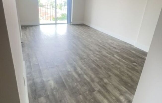 220 SW 17 Ct