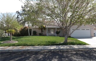 3 BEDROOM VICTORVILLE HOME