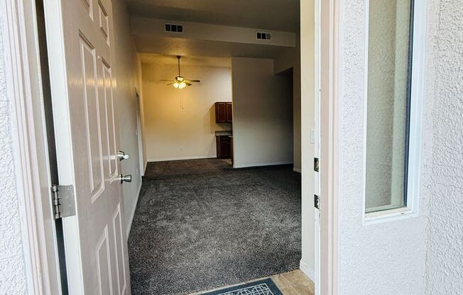 3 beds, 2 baths, $1,899, Unit # 2221