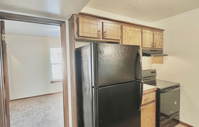 2 beds, 1 bath, 850 sqft, $825, Unit 7B