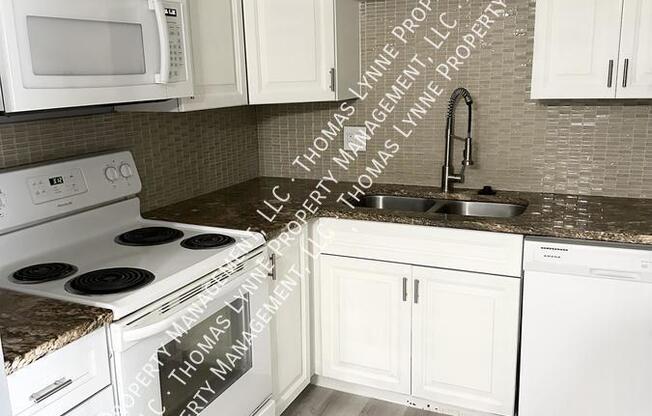 932 Lake Destiny Rd. Unit E