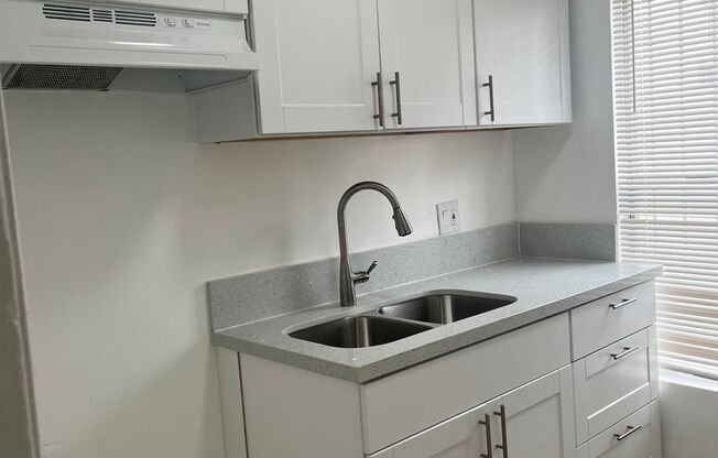 701-709 W 92nd Street