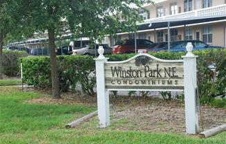 4880 Locust St NE Apt 323