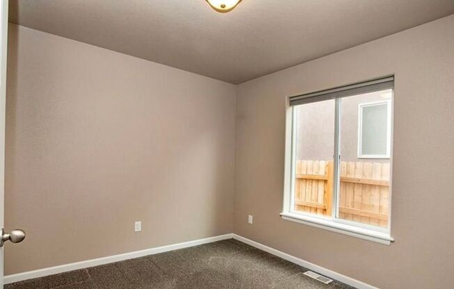 3 beds, 2 baths, $2,300