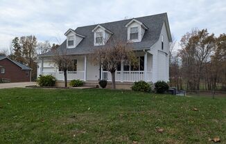 4 beds, 3.5 baths, $2,605