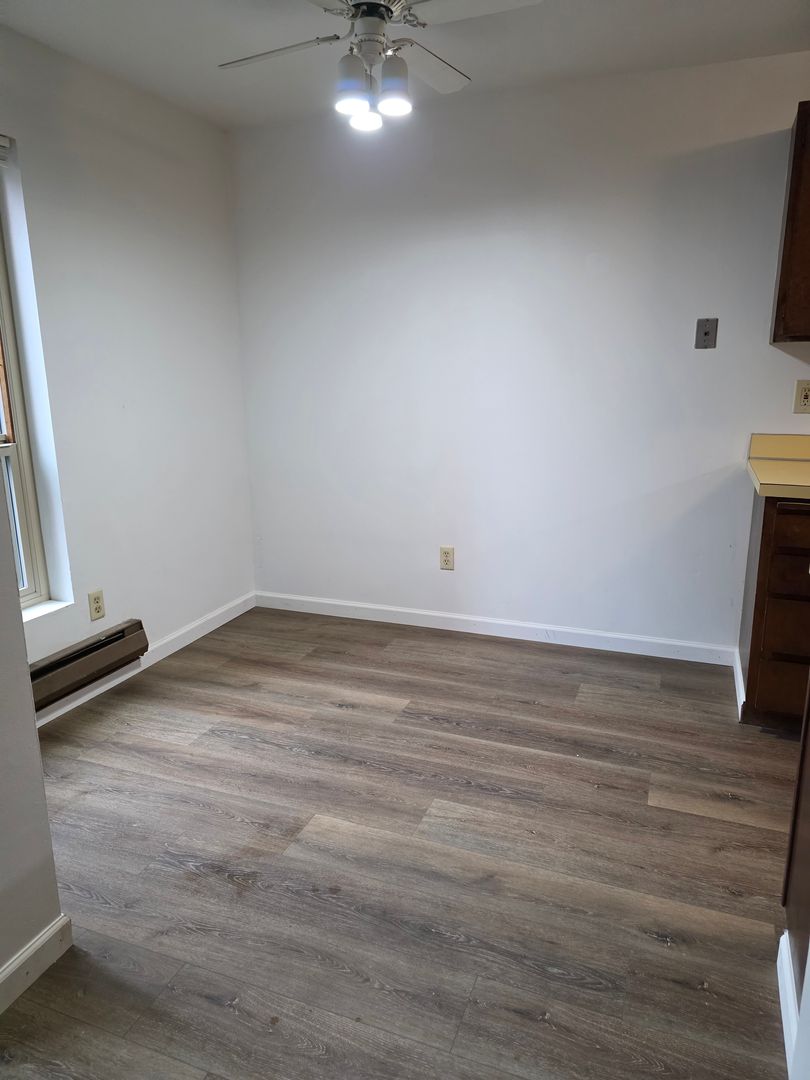 A925 - Woodhaven Apartments