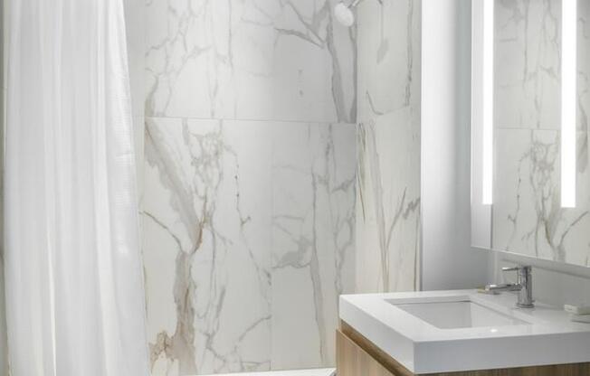 2 beds, 1 bath, $3,395, Unit 650