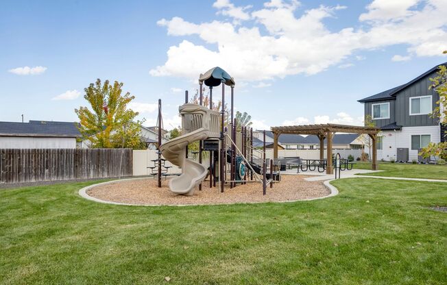 2 beds, 2 baths, 1,195 sqft, $1,562, Unit K201