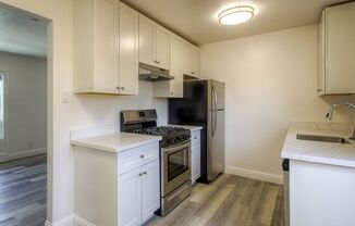 303 Farmers Lane - Fully Renovated!