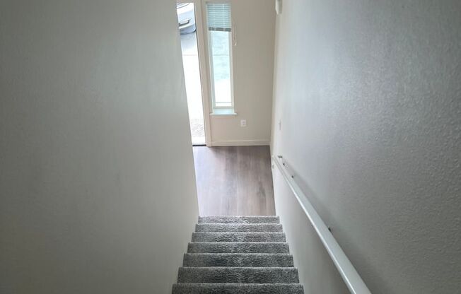 2 beds, 2.5 baths, 1,268 sqft, $1,850, Unit #62