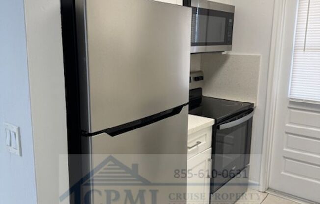 1 bed, 1 bath, 623 sqft, $1,725, Unit 209