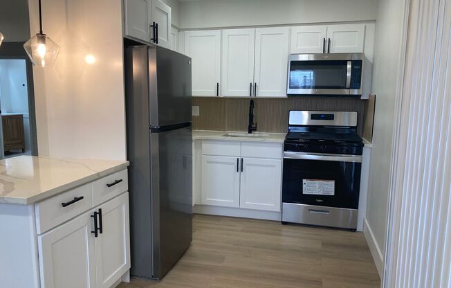 1 bed, 1 bath, $1,725, Unit 401