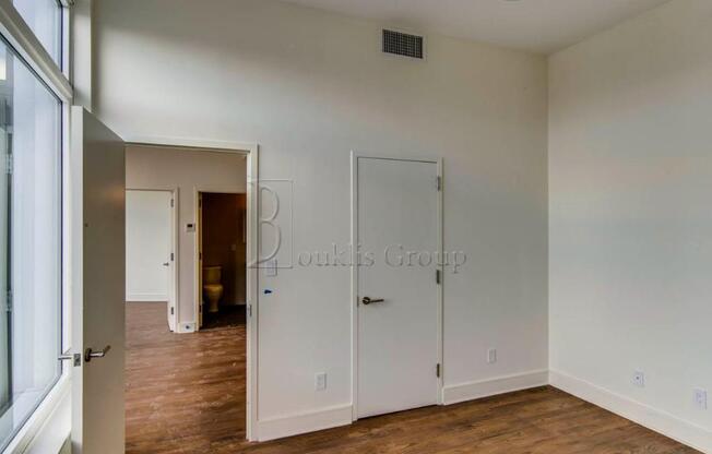 2 beds, 2 baths, 1,080 sqft, $5,500, Unit PH-B