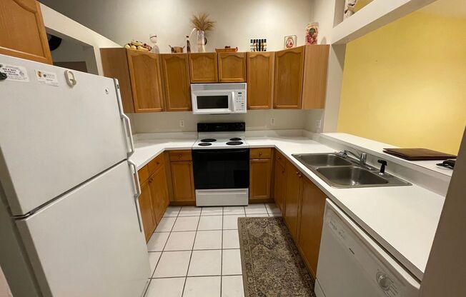 2 beds, 2 baths, $1,900