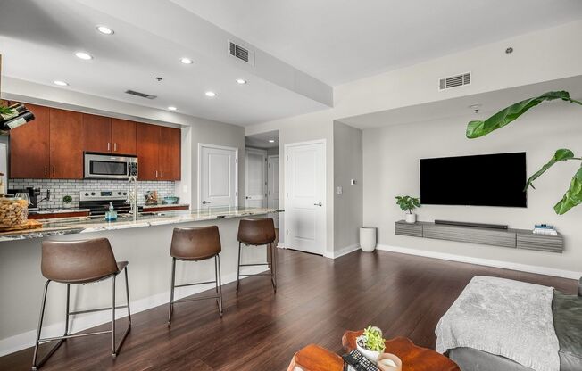 Charming 2BR Condo in Midtown Atlanta