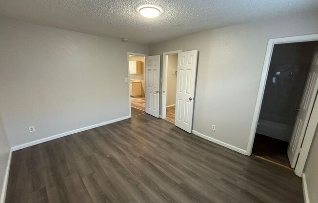 1 bed, 1 bath, 543 sqft, $1,250, Unit Apartment 05