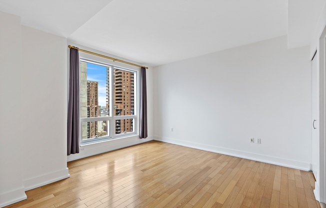 2 beds, 2 baths, 957 sqft, $6,800, Unit 27-L