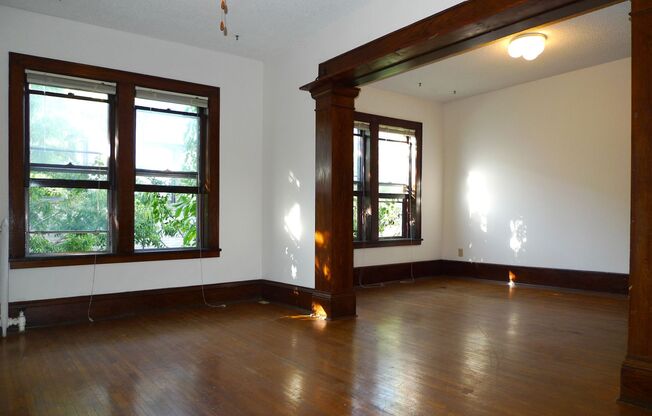 1 bed, 1 bath, 410 sqft, $980, Unit 4 - 34