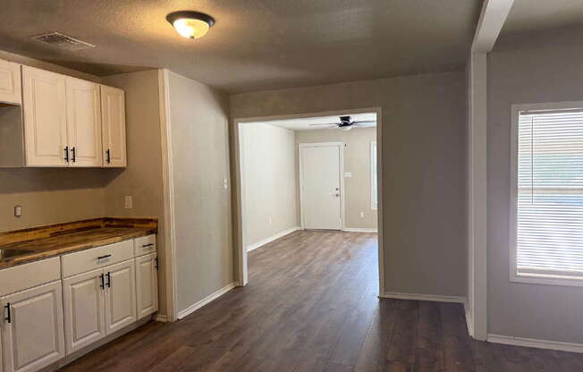 335 Monticello Ct # 2