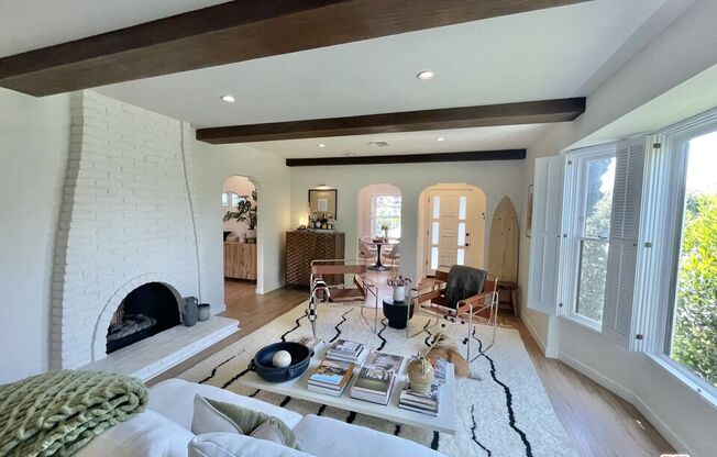 3702 SAWTELLE BLVD