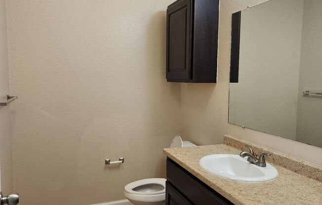 3 beds, 2 baths, 1,187 sqft, $1,520, Unit 4202