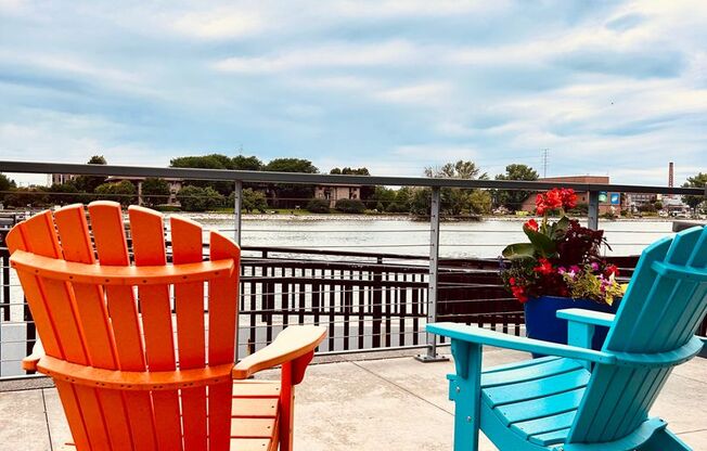 1 bed, 1 bath, 1,098 sqft, $3,050, Unit 811 (Penthouse)