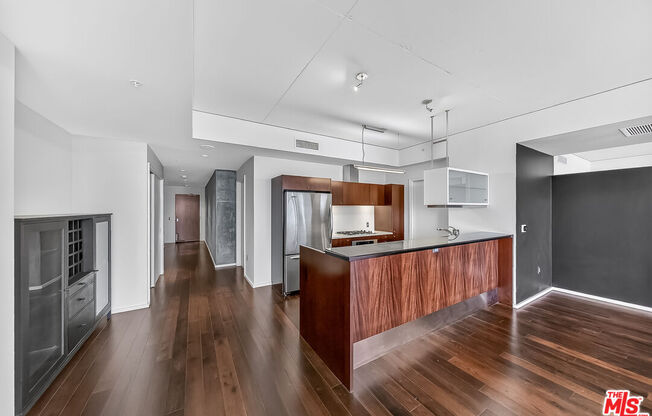 1 bed, 2 baths, 1,390 sqft, $789,000, Unit 1707