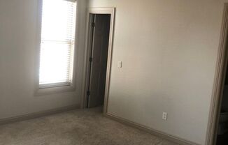 1 bed, 1 bath, $1,600, Unit 822 - Apt A