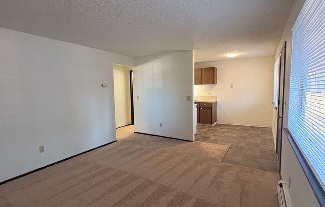 1 bed, 1 bath, 650 sqft, $1,260, Unit A-22