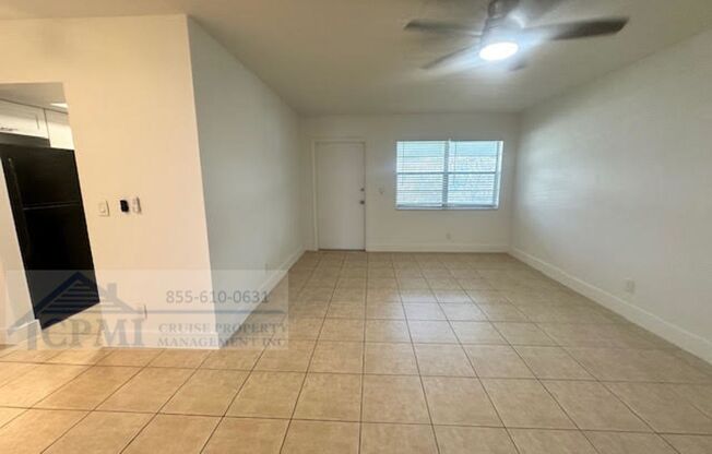 1 bed, 1 bath, 744 sqft, $1,725, Unit 38