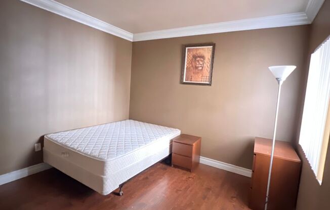 2 beds, 2 baths, $2,000, Unit # 334
