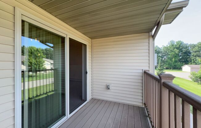 2 beds, 1 bath, 1,295 sqft, $1,315, Unit WI 3565-127