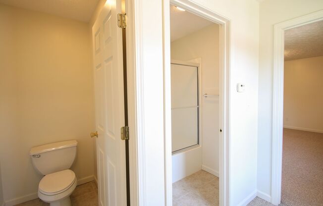 2 beds, 2 baths, 1,850 sqft, $2,285