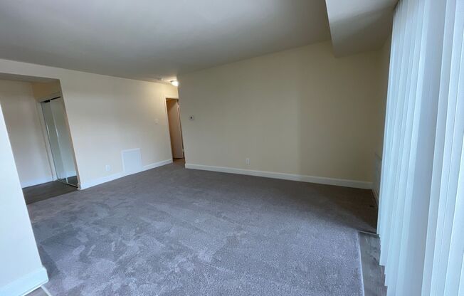 1 bed, 1 bath, 745 sqft, $1,650, Unit 14202 #202