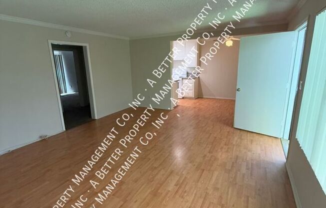 2045 Appleton St.