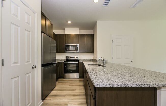 Brand new townhome for rent in Orchard Park!