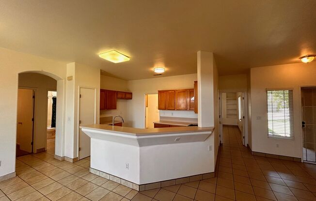 Beautiful home for rent in Visalia!