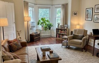 232 S 44 ST