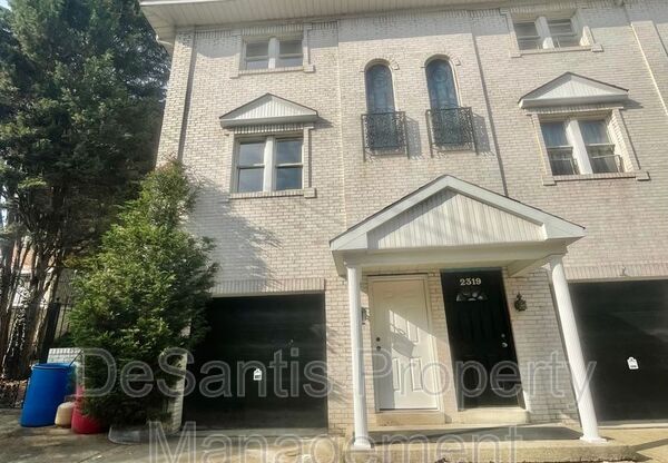2321 ATHENA ST