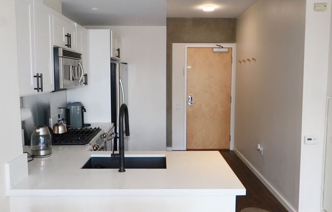 1 bed, 1 bath, $2,750, Unit # 1505